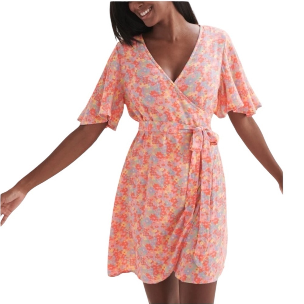 Billabong All For You Floral Wrap Mini Dress M Boho Festival Beach Summer